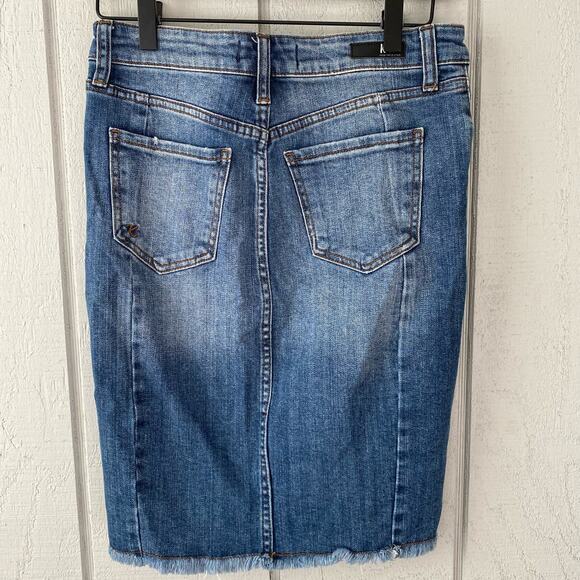 Kut from Kloth Connie Denim Fray Hem Skirt - Picture 2 of 6